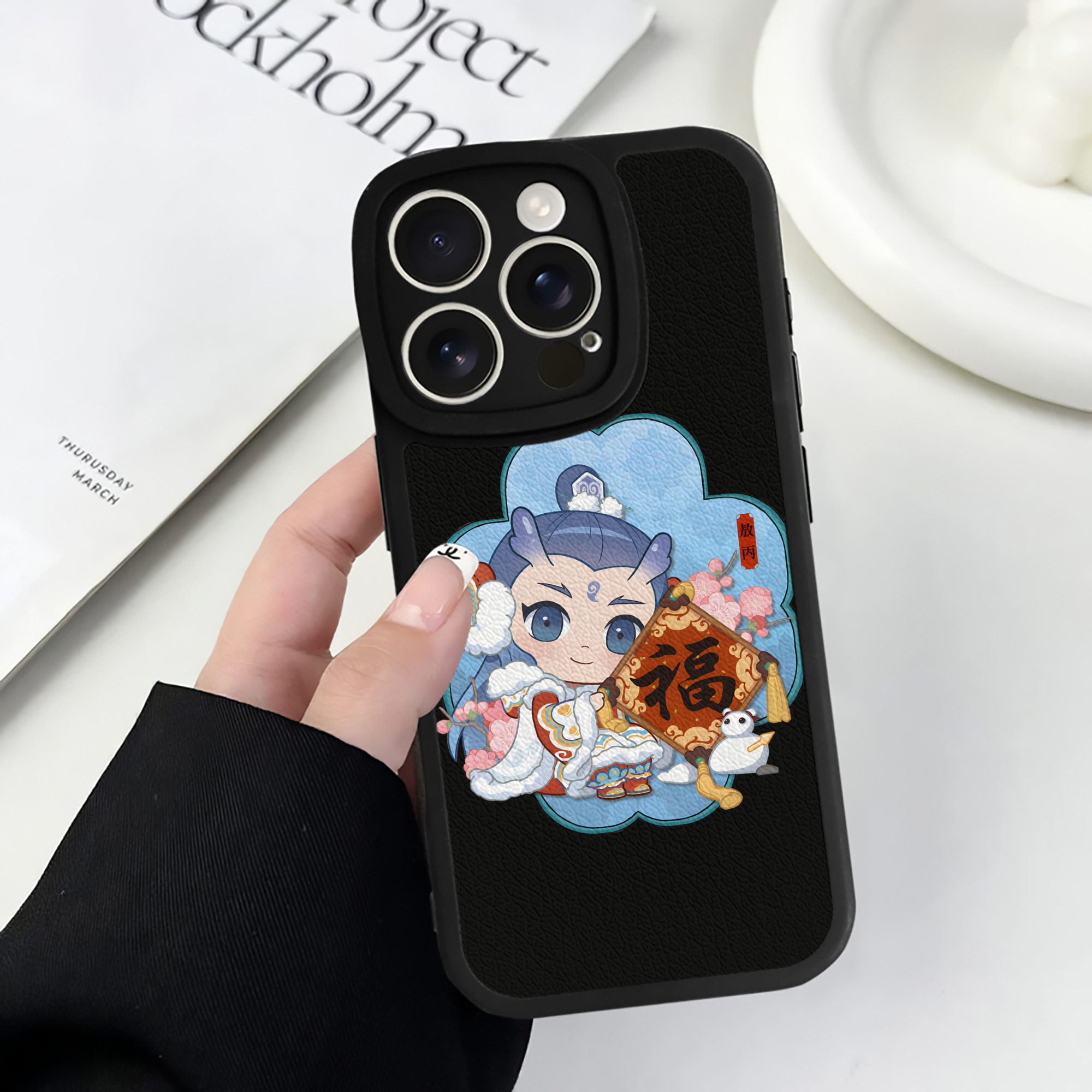 （画像用） Ne Zha 2 ナタ 魔童の大暴れ 【iPhone 16シリーズ対応】シリコンスマホケース（レザー調） 材質：シリコン